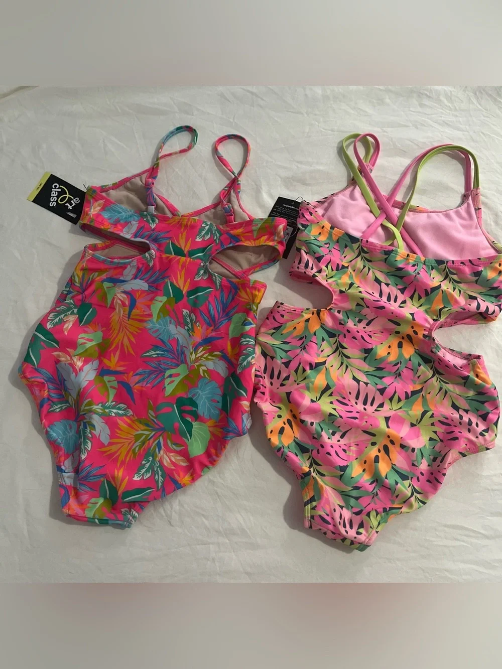 art class Girls One-Piece Swimsuits - Pink Tropical Print